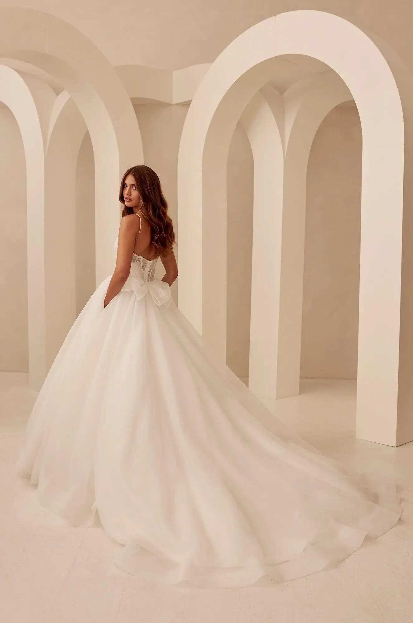 How to prepare for your first wedding dress appointment Image