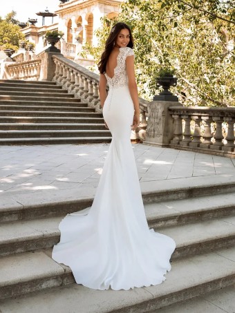 Pronovias #Milady #2 thumbnail