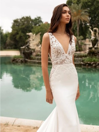 Pronovias #Emily #4 thumbnail
