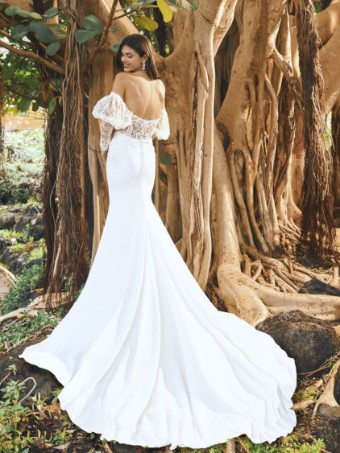 Pronovias #Masazir- Unlined with Sleeves #4 thumbnail