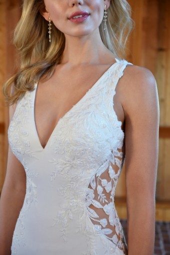 Essense of Australia #D3544 #2 default Ivory thumbnail