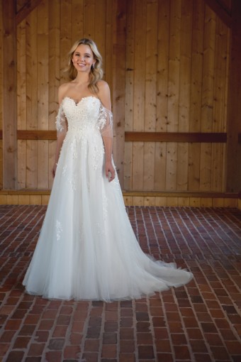 Essense of Australia #D3529 #3 (IV-IV) Ivory Lace Tulle and Regal Organza over Ivory Gown thumbnail