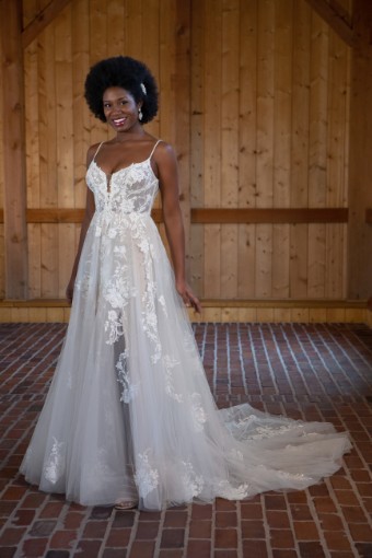 Essense of Australia #D3492 #0 default (IVRM-PL) Ivory Lace & Tulle ov Rum Gown w Porcelain Tulle Plunge thumbnail
