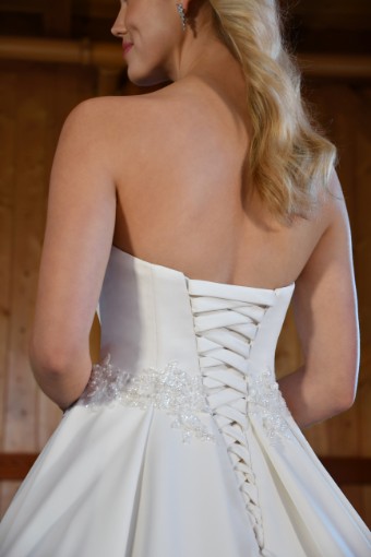 Essense of Australia #D3596NL #2 Ivory thumbnail