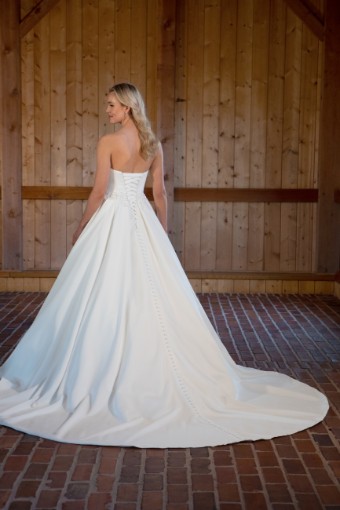 Essense of Australia #D3596NL #1 Ivory thumbnail