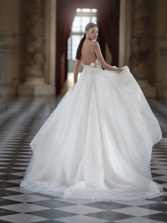 Pronovias #Leonarda #1 thumbnail