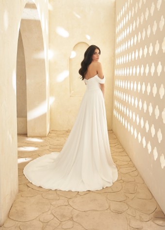 Paloma Blanca #5010 #2 Natural thumbnail