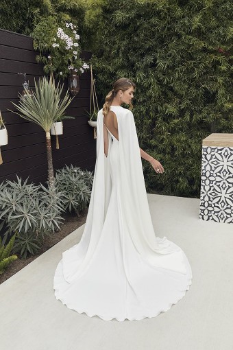 Casablanca Bridal LeBlanc #LE110 #1 thumbnail