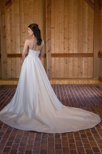 Essense of Australia #D3705 #2 default Ivory thumbnail