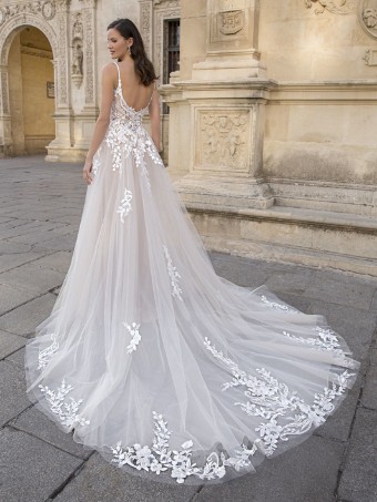 Enzoani #Fayette #1 Ivory/Nude thumbnail