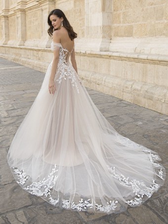 Enzoani #Laurel #1 Ivory/Nude thumbnail
