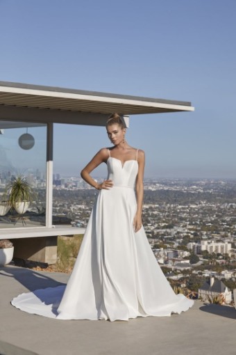 Casablanca Bridal LeBlanc #LE125 #2 Ivory thumbnail