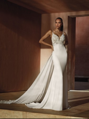 Pronovias #Roman #0 thumbnail