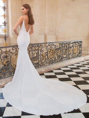 Elysee By Enzoani #BOUVIER #1 default Ivory thumbnail