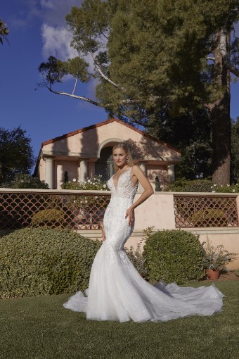 Casablanca Bridal #2521 Winnie #1 thumbnail
