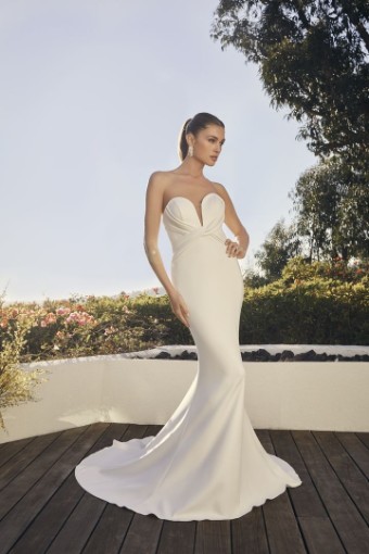 Casablanca Bridal LeBlanc #LE127 Oliver #0 default Ivory thumbnail