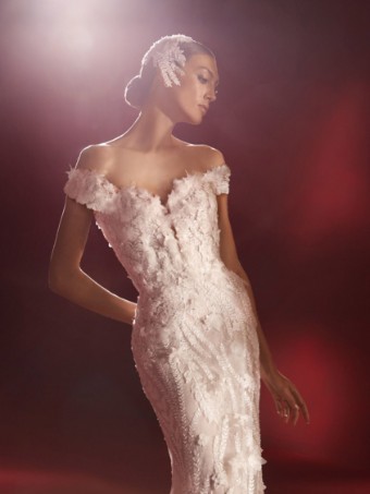 Pronovias #Yoshida - Dress only #3 Off White/Nude thumbnail
