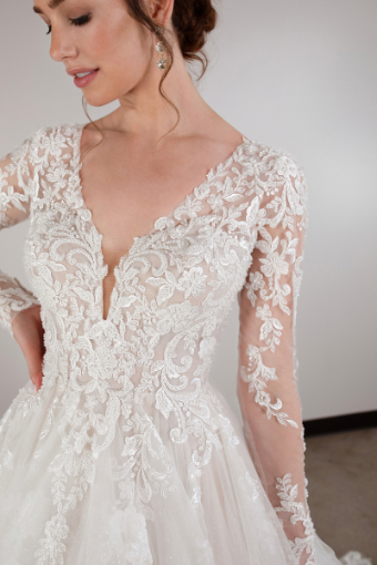 Essense of Australia #D3892 #2 (IVIV-PL) Ivory Lace & Tulle over Ivory Gown w Porcelain Tulle Plunge thumbnail