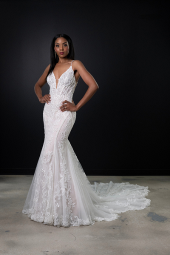 Martina Liana #1713 #0 (IVRM-PL) Ivory Lace & Tulle over Rum Gown w Porcelain Tulle Plunge thumbnail