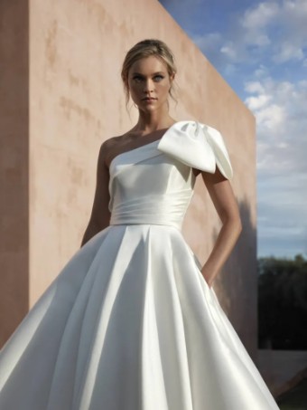Pronovias #NICOSIA #1 Off White thumbnail