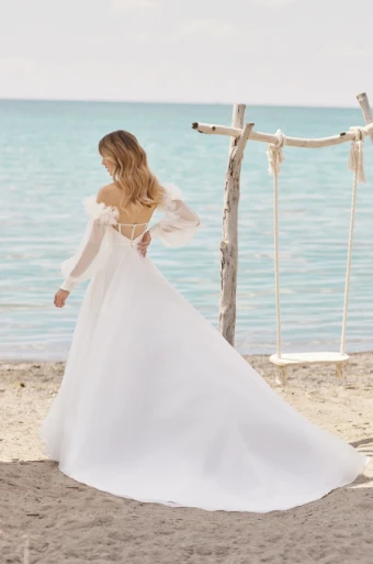 Paloma Blanca #2450 #1 default Natural thumbnail