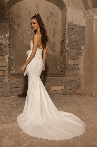 Paloma Blanca #P5107 #2 default Natural thumbnail