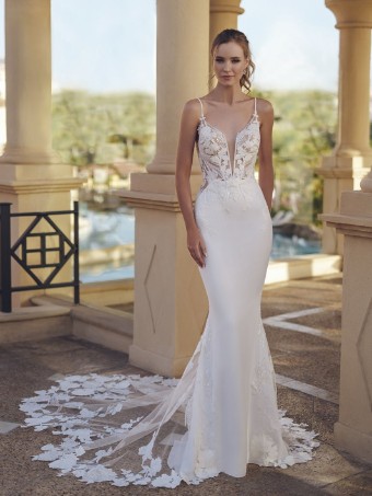 Blue by Enzoani #Samantha #0 Ivory/Nude thumbnail