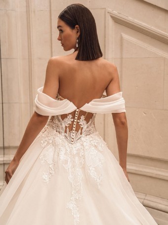 Elysee By Enzoani #Fuchsia #2 Ivory/Nude thumbnail