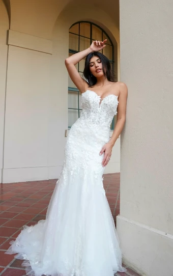 Stella York #7924 #0 default (IVBC-PL) IVORY LACE & TULLE OVER BISCOTTI GWN W PORCELAIN TULLE PLUNGE thumbnail