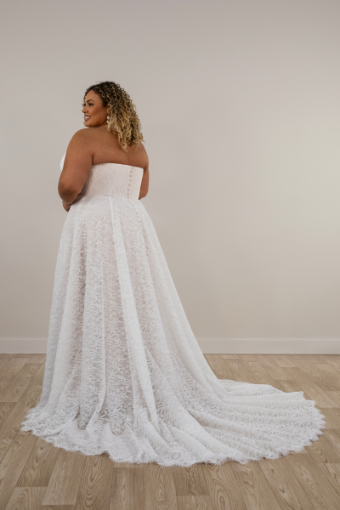 Stella York #7971 (Unlined) #4 default (IV-IV) Ivory Lace Tulle and Regal Organza over Ivory Gown thumbnail