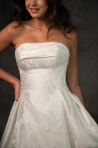 Essense of Australia #D4304 #2 Ivory thumbnail