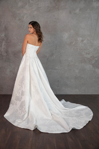 Essense of Australia #D4304 #1 Ivory thumbnail