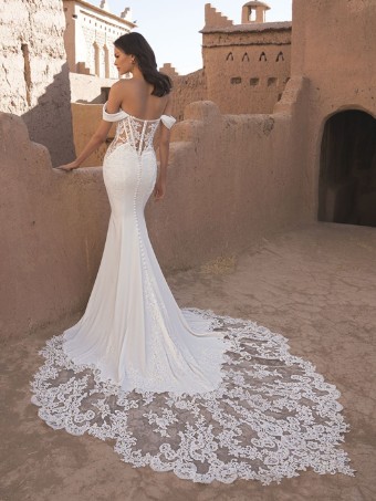 Blue by Enzoani #Tammy #1 Ivory/Nude thumbnail