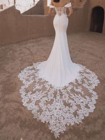 Blue by Enzoani #Tammy #1 Ivory/Nude thumbnail