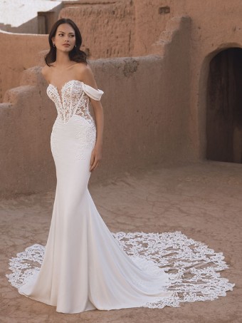 Blue by Enzoani #Tammy #0 Ivory/Nude thumbnail