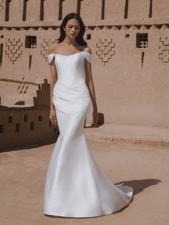 Blue by Enzoani #Tova - M #0 default Ivory thumbnail