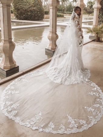 Enzoani #Vail #2 Ivory/Sand/Nude thumbnail