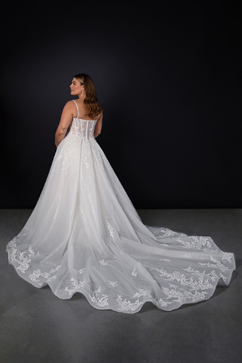 Martina Liana #ML1833 #4 (AQ-PL) Antique Ivory Gown with Porcelain Tulle Plunge thumbnail