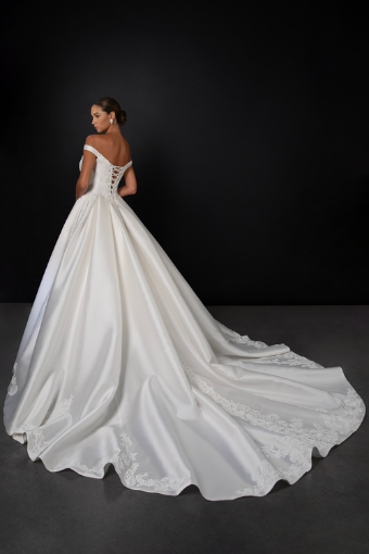 Martina Liana #ML1989 #1 Ivory thumbnail