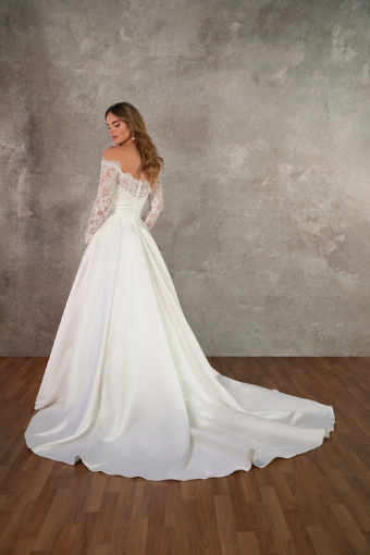 Essense of Australia #D4457 #1 Ivory thumbnail