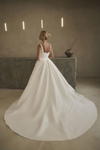 Casablanca Bridal #2635 Miriam #2 Ivory thumbnail