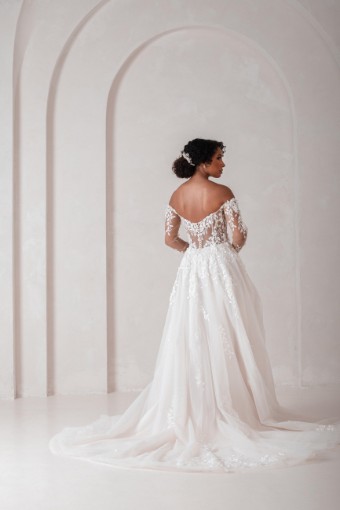 Ritzy Gowns Collection 2 #9054SL #3 default Ivory/Sand/Nude thumbnail