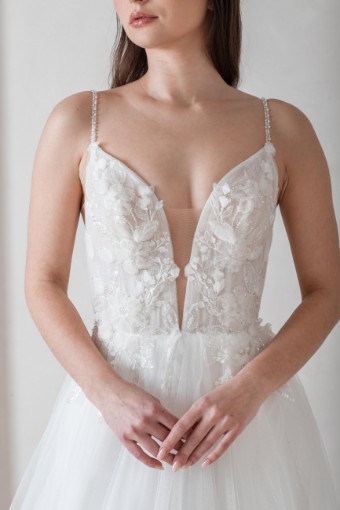 Ritzy Gowns Collection 2 #9048 #2 Ivory/Ivory/Nude thumbnail