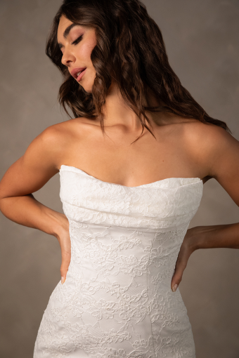 Essense of Australia #D4522 #2 Ivory thumbnail