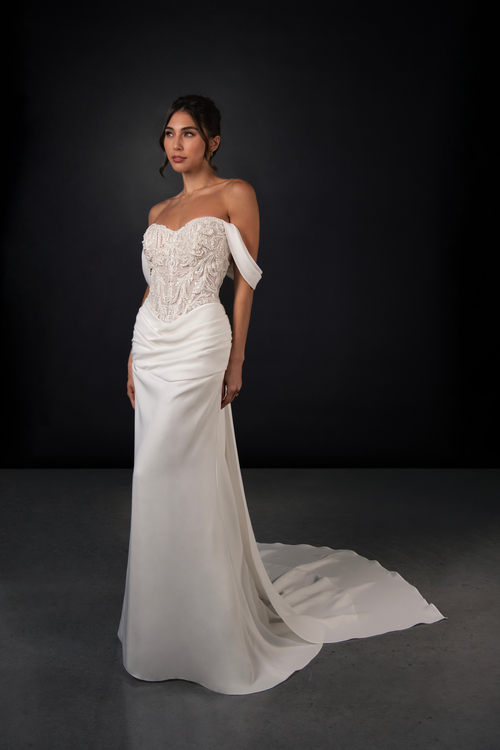 オーストラリアン MENSA 新品5点セット Essense of Australia - D4265 | Avenue 22 Bridal