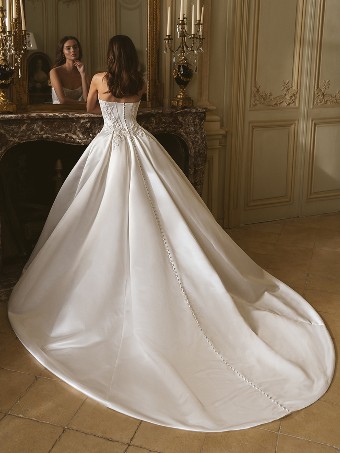 Elysee By Enzoani #Geneva - S #4 default Ivory thumbnail