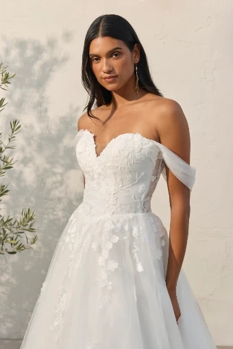 Beloved by Casablanca #BL523 Cambria #1 Ivory/Nude/Ivory thumbnail
